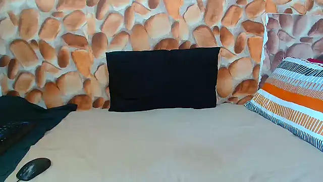 AfricanBigAssxx98 online show from 10-21-25, 08:37