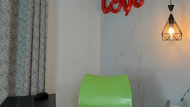 Snapshot of angelswets chatting on 02-18-25, 05:21 angelswets online show from 02-18-25, 05:21