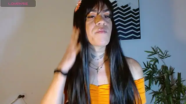 Snapshot of KamilaParrisx chatting on 05-27-26, 03:47 KamilaParrisx online show from 05-27-26, 03:47
