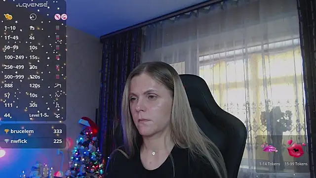 Snapshot of JessieOMays chatting on 12-20-24, 05:14 JessieOMays online show from 12-20-24, 05:14