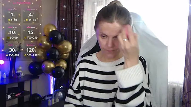 Snapshot of JessieOMays chatting on 09-12-25, 03:39 JessieOMays online show from 09-12-25, 03:39