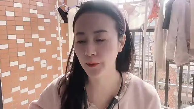 fanfan-FF online show from 12-28-24, 05:02