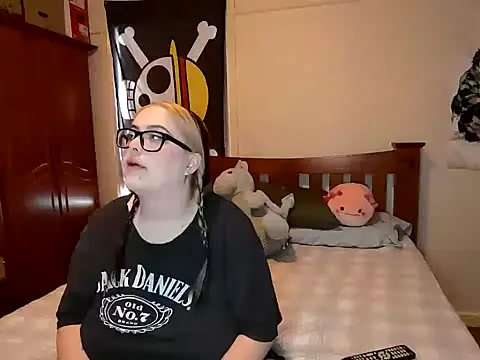 ChubbyBubs online show from 02-08-25, 03:52