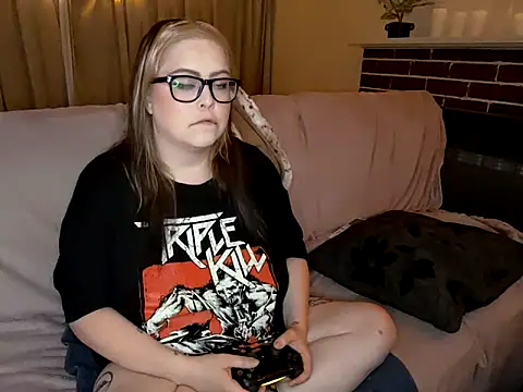 ChubbyBubs online show from 02-12-25, 02:10