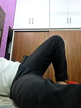 kokakrish online show from 10-19-25, 05:02