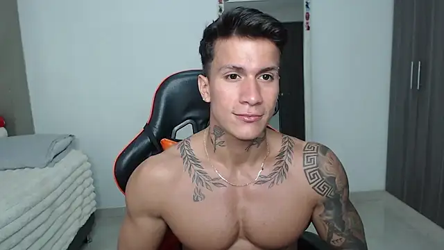 pettergrey1 online show from 04-19-26, 09:06