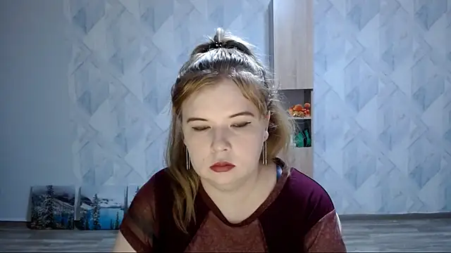 Snapshot of Melina_Hot9 chatting on 11-11-25, 08:09 Melina Hot9 online show from 11-11-25, 08:09