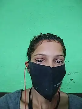Snapshot of ROLEY00 chatting on 07-17-26, 01:34 ROLEY00 online show from 07-17-26, 01:34