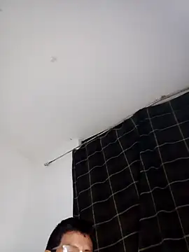 PequeArely online show from 01-14-25, 04:47