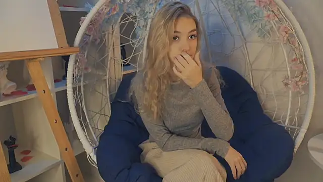 FlairCunard online show from 12-29-24, 02:42