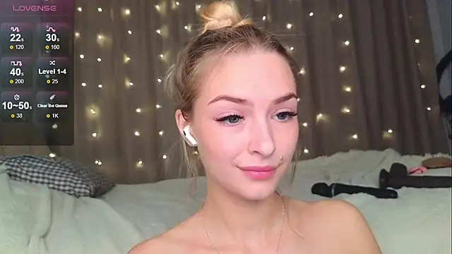 Snapshot of Soft_Eva chatting on 01-16-25, 03:35 Soft Eva online show from 01-16-25, 03:35