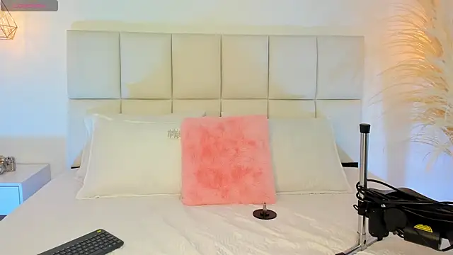 zoe rivers online show from 03-01-25, 07:15