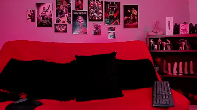 lilith-deveraux online show from 10-21-25, 02:40