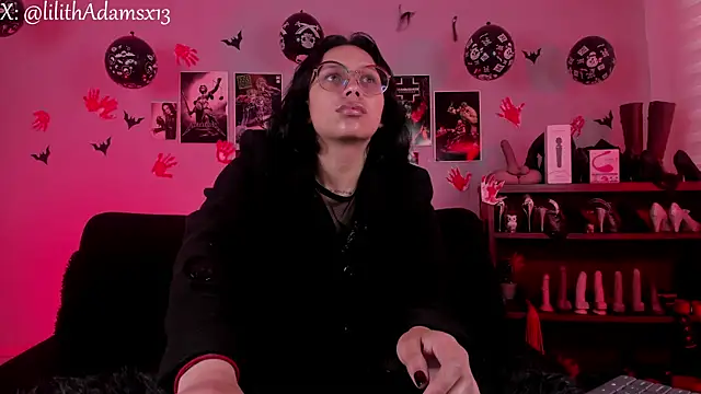 lilith-deveraux online show from 11-20-25, 01:55