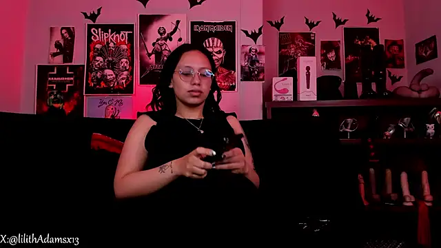 lilith-deveraux online show from 04-22-26, 04:52