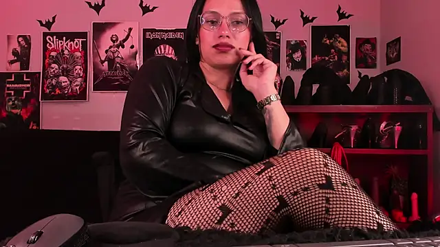 lilith-deveraux online show from 07-28-26, 07:39