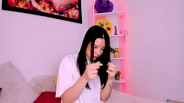 Snapshot of Manuelaa_mejiia chatting on 03-17-25, 02:01 Manuelaa mejiia online show from 03-17-25, 02:01