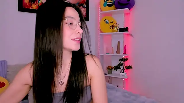 Snapshot of Manuelaa_mejiia chatting on 10-06-25, 02:03 Manuelaa mejiia online show from 10-06-25, 02:03