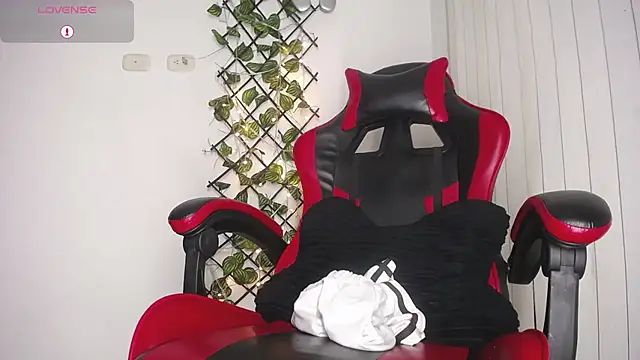 darkviper26 online show from 04-05-26, 11:35