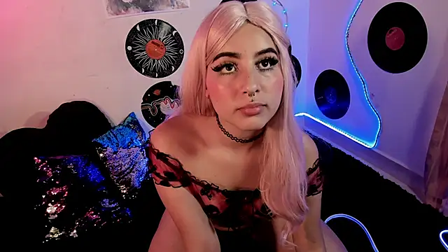  dahian14  online show from 02-13-25, 05:05