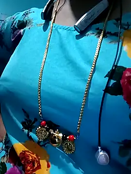 Snapshot of gunjan22 chatting on 12-21-24, 03:42 gunjan22 online show from 12-21-24, 03:42