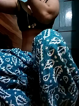 Snapshot of gunjan22 chatting on 12-27-24, 04:10 gunjan22 online show from 12-27-24, 04:10