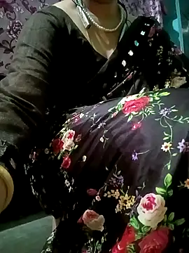 Snapshot of gunjan22 chatting on 01-20-25, 07:04 gunjan22 online show from 01-20-25, 07:04