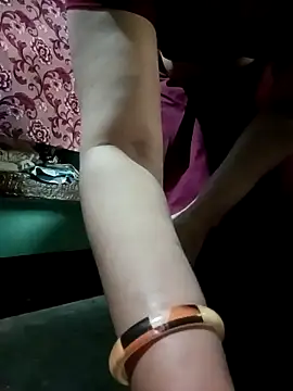 Snapshot of gunjan22 chatting on 03-13-25, 06:05 gunjan22 online show from 03-13-25, 06:05