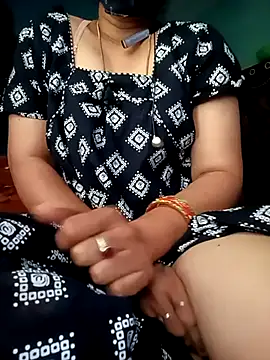 Snapshot of gunjan22 chatting on 03-17-25, 05:12 gunjan22 online show from 03-17-25, 05:12