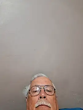 Snapshot of NawtyB1965 chatting on 01-16-26, 03:54 NawtyB1965 online show from 01-16-26, 03:54