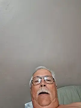 Snapshot of NawtyB1965 chatting on 03-01-26, 04:14 NawtyB1965 online show from 03-01-26, 04:14