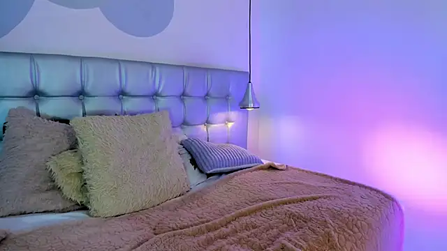 Axel brunette1 online show from 02-08-25, 11:13