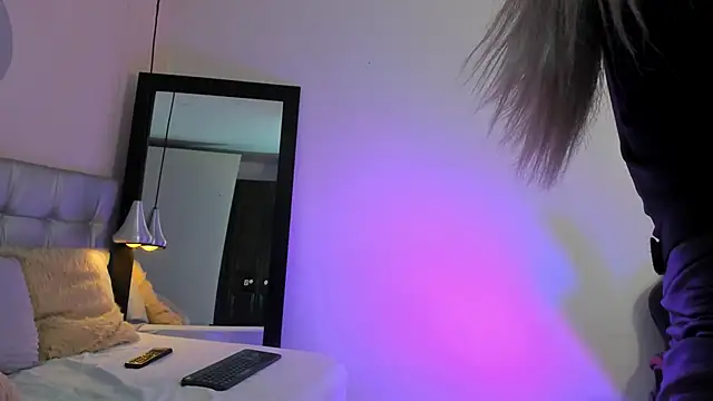 Axel brunette1 online show from 03-07-25, 02:04