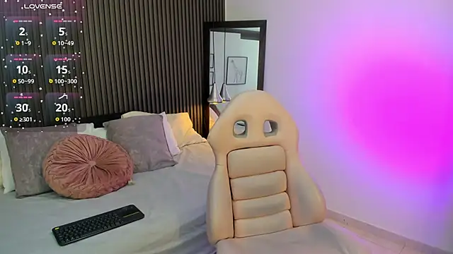 Axel brunette1 online show from 09-12-25, 07:58