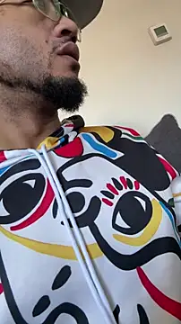 Snapshot of KySir1990 chatting on 12-15-25, 06:34 KySir1990 online show from 12-15-25, 06:34