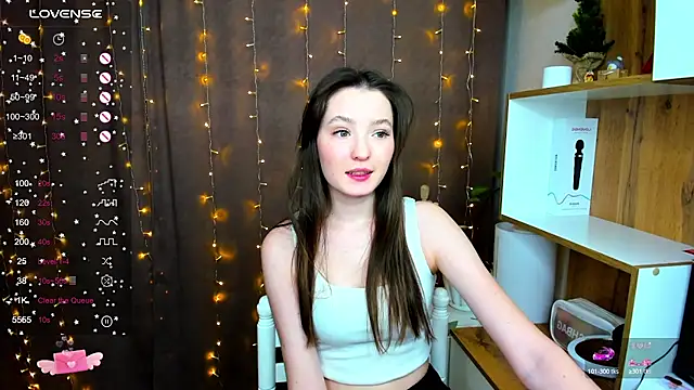 Fairyy Moon online show from 12-14-24, 01:17