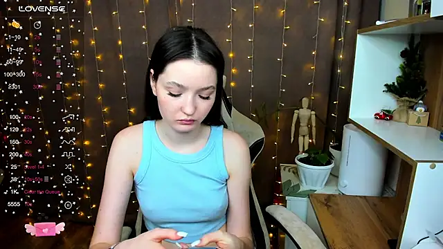 Fairyy Moon online show from 01-07-25, 11:37