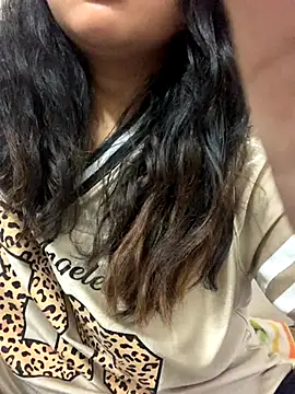 Snapshot of arielopal chatting on 10-24-25, 02:46 arielopal online show from 10-24-25, 02:46