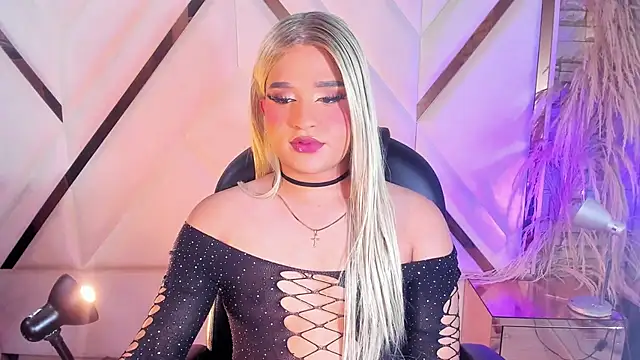 Elody Preysler69 online show from 12-16-25, 03:44