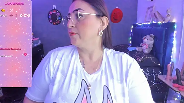 Ivonnee   online show from 01-12-25, 02:35