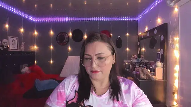 Ivonnee   online show from 03-07-25, 03:29