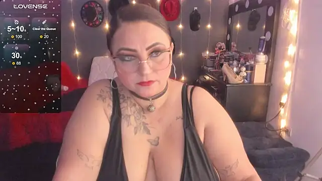 Ivonnee   online show from 03-14-25, 01:48