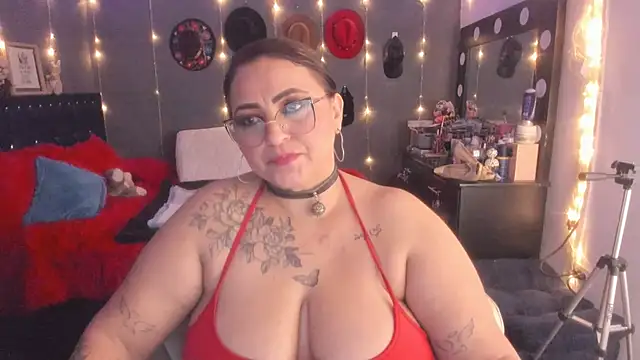 Ivonnee   online show from 03-14-25, 07:59