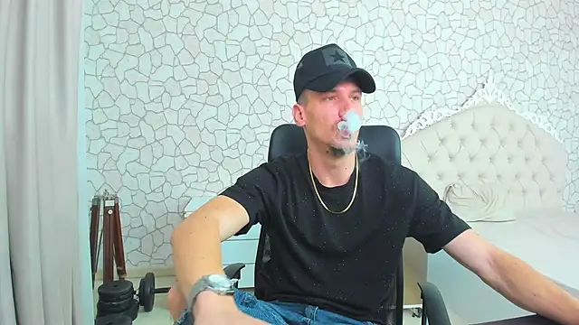 MateoBenjaminX online show from 01-11-25, 09:04