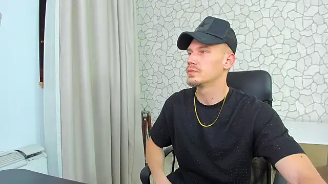 MateoBenjaminX online show from 01-20-25, 05:16