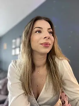 Mia Ethan online show from 03-28-26, 08:03