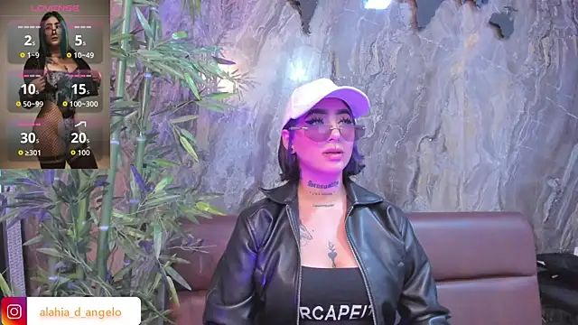 Alahia Dangelo online show from 11-20-25, 05:34