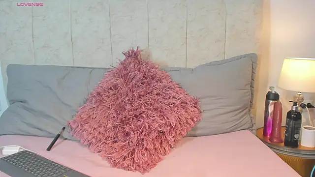  maria foxx  online show from 04-22-26, 04:08