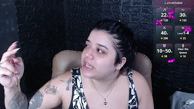 Snapshot of _ValeryStone_ chatting on 09-20-25, 10:27  ValeryStone  online show from 09-20-25, 10:27