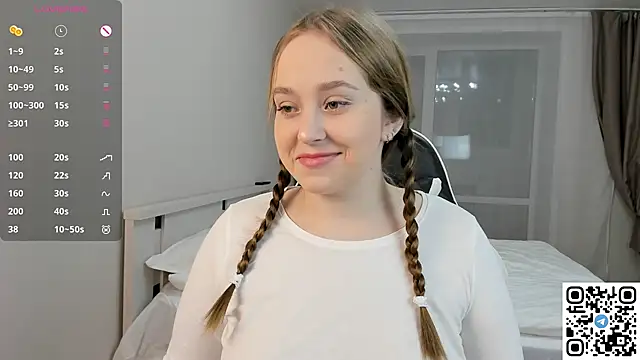 Snapshot of endlesssoffi chatting on 12-19-24, 06:56 endlesssoffi online show from 12-19-24, 06:56